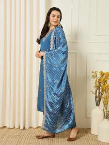 Nouveau Designer Kurti Pent avec Dupatta Ensemble pour le bureau et l'usure régulière Pakistanais Kurti Ensemble à un prix abordable - Product Image 5