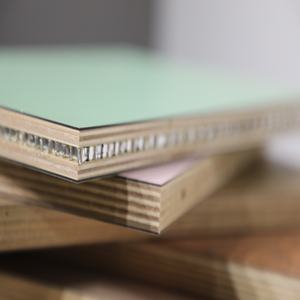 Remolque de Carga con Cortina Reforzada y Duradera, con Soportes Antideslizantes para el Piso, para el Transporte de Productos Congelados <span class=keywords><strong>en</strong></span> <span class=keywords><strong>Cadena</strong></span> de Frío, Apto para Camiones de Cemento - Product Image 1