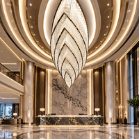 Lustre en cristal en forme de goutte de feuille personnalisé, artistique, multi-couches, luminaire suspendu LED pour hall d'hôtel, éclairage commercial