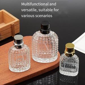 Flaconi Spray Portatili da 30ml e 50ml con Profumo <span class=keywords><strong>di</strong></span> Ananas, Bottiglie Vuote in <span class=keywords><strong>Vetro</strong></span> per Mascara e Crema Viso, Packaging Cosmetico - Product Image 3