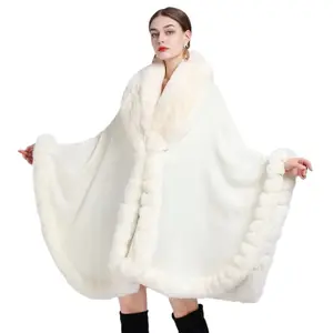 Syal Bulu Imitasi Akrilik Musim Dingin Elegan Ponco Hangat Wanita dengan Potongan Bulu