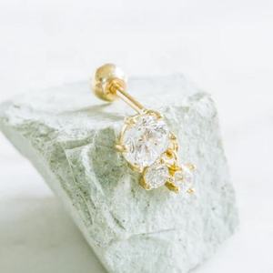 Lotus Wholesale Boucles d'oreilles clous de cartilage en or massif 14K véritable avec triple zircon, à vis, pour femmes - Product Image 6