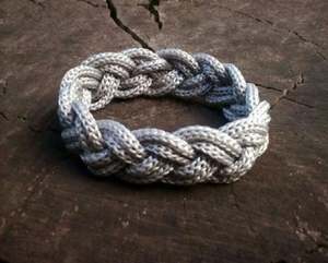 Pulsera de cuerda anudada Hecho a Mano con Amor - Product Image 1
