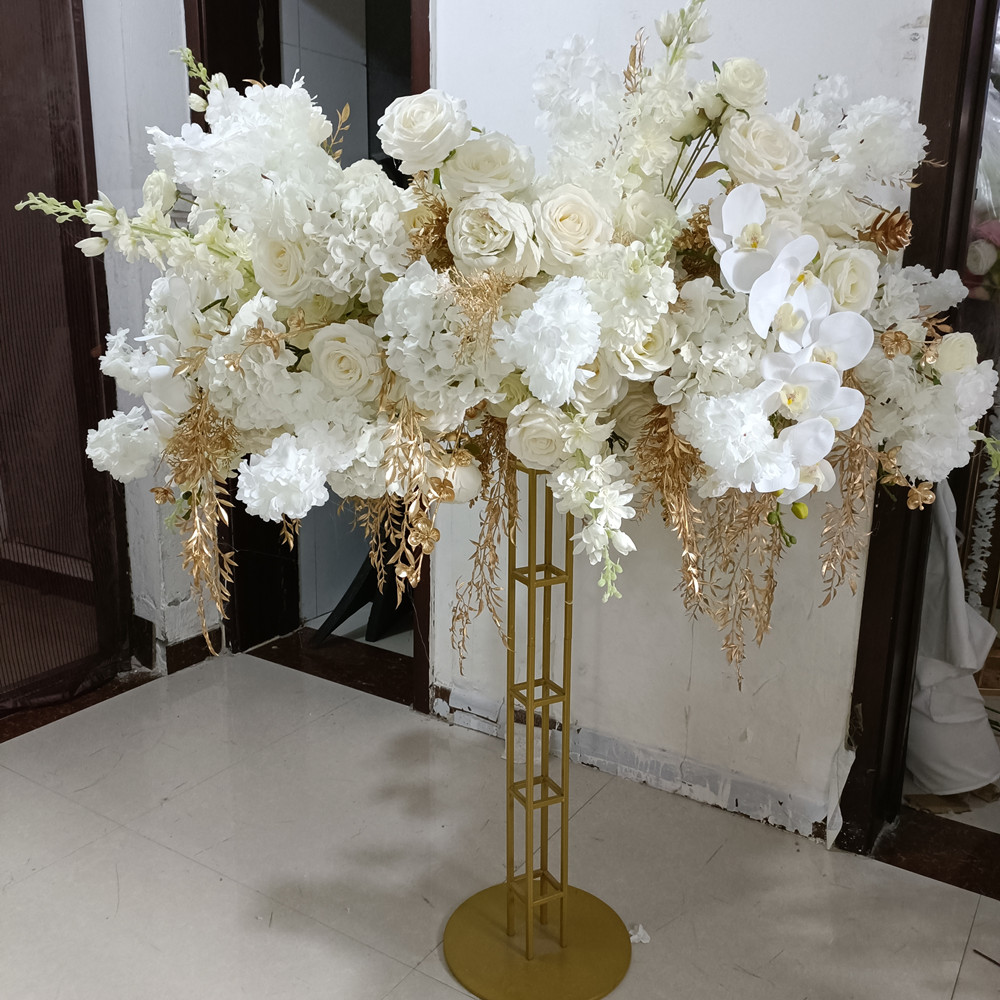 White 2.6m length just flower runner around stand