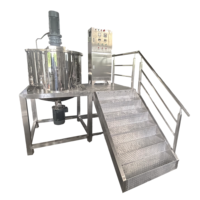 Réservoir émulsifiant homogénéisant sous vide Machines de fabrication de mayonnaise avec système de circulation Mélangeur homogénéisateur de crème cosmétique pour le visage
