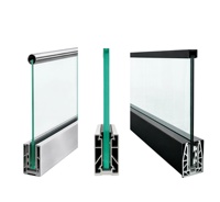 Système de balustrade en verre LED extérieur avec profilé en U en aluminium, design sans cadre pour balcon, escalier, balustrades modernes résistantes aux intempéries