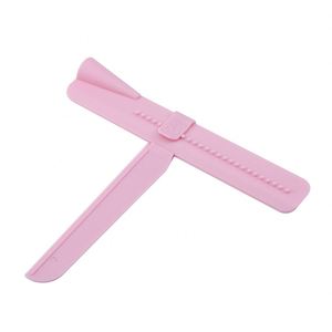 Ensemble de décoration en métal de haute qualité de 70 pièces avec plateau tournant en plastique pour outils de pâtisserie, vente en gros personnalisée - Product Image 3