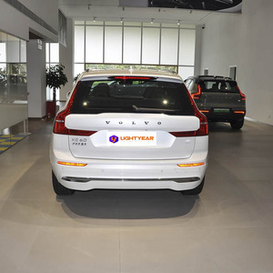 Nuevo <span class=keywords><strong>Volvo</strong></span> XC60 <span class=keywords><strong>B5</strong></span> 4WD Edición Inteligente, SUV Mediano con Sistema PHEV, 5 Asientos Confortables, Redefine el Viaje Familiar, Disponible en Stock - Product Image 3