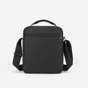 Nuova Tendenza Moda: Borsa a Tracolla Quadrata Impermeabile in Poliestere con Porta Lettere, Logo Personalizzato, Borsa Casual da Uomo per Esterni - Product Image 5