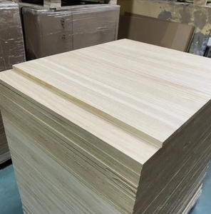 Langue de noyau de pin de bois dur de <span class=keywords><strong>peuplier</strong></span> de bonne qualité et contreplaqué cannelé pour le <span class=keywords><strong>plafond</strong></span> et les panneaux de mur - Product Image 5