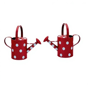 Lot de 2 arrosoir de couleur rouge galvanisé taille personnalisée bidon d'eau de forme ronde pour l'arrosage des plantes de jardin - Product Image 1