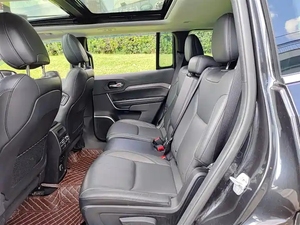 Jeep Grand Cherokee <span class=keywords><strong>Limited</strong></span> 4WD SUV <span class=keywords><strong>2018</strong></span> 2019 2020 Usado con Personalización Interior - Product Image 4