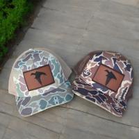 Casquette de chasse camouflage 6 panneaux Performance en gros avec logo patch en cuir personnalisé, casquette trucker en toile de coton marron camouflage pour la pêche