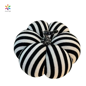 Decoración de Calabaza con Patrón de Rayas Blancas y Negras para el Día de Acción de Gracias, Otoño, Festival de la Cosecha, Halloween, de Susangifts Factory - Product Image 6