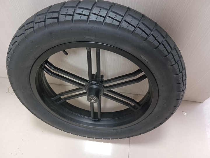 Wholesale Snow Fat  20x4.0  Colored Bicycle Tire E Bike Tyre for 20 Inch Electric Bike