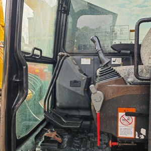 Excavadora Usada SANY SY55c SY26U SY16c SY35U SY60c SY75c de 6 Toneladas con Motor y Engranajes, Excavadora de Cola Cero - Product Image 3