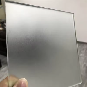 <span class=keywords><strong>Verre</strong></span> de <span class=keywords><strong>cadre</strong></span> <span class=keywords><strong>Photo</strong></span> réfléchissant sans éblouissement ultra clair personnalisé de haute qualité de 2mm pour <span class=keywords><strong>verre</strong></span> de <span class=keywords><strong>cadre</strong></span> <span class=keywords><strong>Photo</strong></span> de galerie d'art - Product Image 2