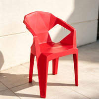 Chaise de salle à manger en plastique personnalisable, confortable, imperméable et empilable, idéale pour les restaurants, les patios et les jardins – Offre Spéciale