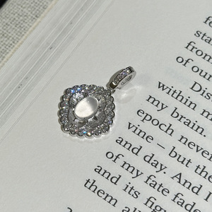 Colgante de Plata Pura S925 Wenchi con Diseño de Jade Espumado, Estilo Vintage Elegante y Sencillo, con Flor Tallada, de China - Product Image 4