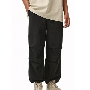 Мужские повседневные брюки-парашюты на заказ, со средней посадкой, в стиле хип-хоп, плиссированные, легкие, карго-дизайн - Product Image 4
