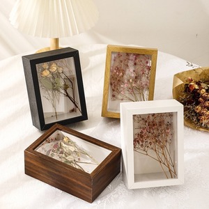Vente chaude en gros Série Noël Cadre photo moderne en bois creux de 3 cm et 5 cm, cadre photo créatif fait à la main avec des fleurs séchées - Product Image 3