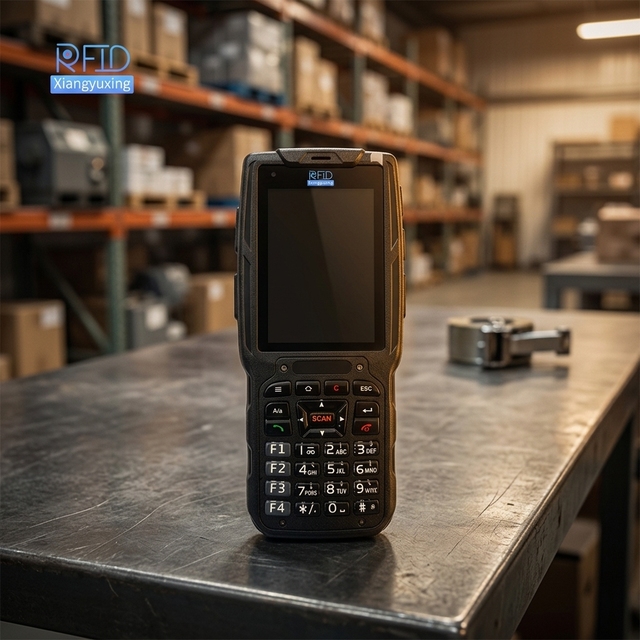 Handheld PDA IP65 Rugged PDA with 1D 2D Barcode Scanner NFC 2GB 16GB 3.2 Inch