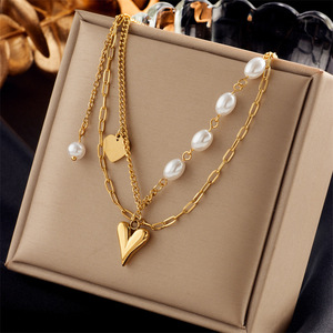 Collar de Cadena Multicapa de Acero Inoxidable Vintage con Colgantes de Corazón y Cruz, Diseño Minimalista, Chapado en Oro de 18K, para Mujer - Product Image 6