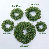 Corona Navideña Artificial de Agujas de Pino, 30/40/50/60 cm, Corona de Pino Verde Grande para Decoración Navideña en Interiores y Exteriores