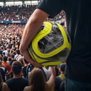 Ballon de football officiel 2026 Taille 5 en cuir PU avec empiècements, idéal pour la <span class=keywords><strong>Coupe</strong></span> d'Europe, la Ligue des Champions et l'entraînement - Product Image 6