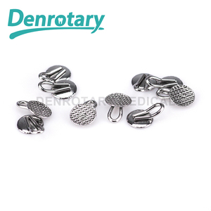 Materiali ortodontici denrotativi in ceramica a bottone linguale attrezzature dentali gancio crimpabile accessorio ortodontico lungo curvo - Product Image 2