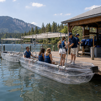 Bateau de tourisme transparent en polycarbonate Solenne pour 16 personnes avec garantie de 2 ans pour les projets de stations balnéaires et de zones touristiques