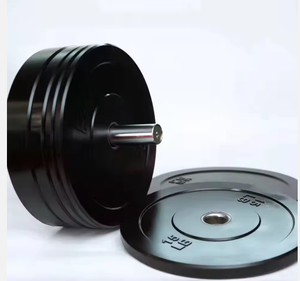 Disque de poids pour haltères en <span class=keywords><strong>caoutchouc</strong></span> <span class=keywords><strong>naturel</strong></span> noir pur, fabriqué avec des matériaux durables et écologiques, adapté à une utilisation universelle, unisexe. - Product Image 1