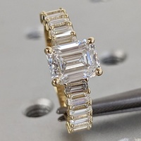 Bague de fiançailles en or massif 10K/14K/18K avec émeraude de 3 carats et diamants de laboratoire taille baguette sur les côtés, certifiée IGI, CVD/HPHT, personnalisable