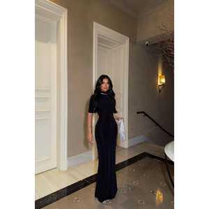 Robe de soirée formelle noire basique à manches courtes, coupe Empire, options décolleté cœur, longueur ras du sol, idéale pour le bal de promo - Product Image 2