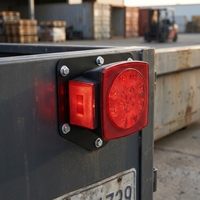Feu arrière carré LED 12V pour remorque, lampe de remorquage rouge pour camion, pièce de rechange
