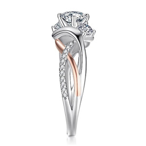 Anello con Design Geometrico Intrecciato, Stile Elegante per Donne - Product Image 3