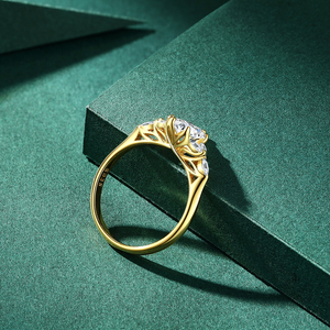 <span class=keywords><strong>Anello</strong></span> <span class=keywords><strong>Solitario</strong></span> di <span class=keywords><strong>Fidanzamento</strong></span> in Moissanite Taglio Marquise Colore D VVS1, Argento S925, Fascia Sottile a 6 Griffe, con Certificato, Vendita all'Ingrosso - Product Image 5