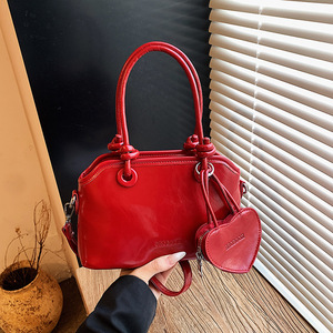 Sac à bandoulière portable personnalisé pour femme avec fermeture éclair et doublure en polyester, idéal toutes saisons, en similicuir PU - Product Image 1