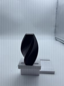 เส้นพลาสติก Jinccai 1 กก. แบบสองสี 1.75 มม. สีแดงดำเงา เงางาม ผลิตจากวัสดุ PLA Virgin คุณภาพสูง สำหรับเครื่องพิมพ์ 3 มิติแบบ FDM รุ่นใหม่ - Product Image 2