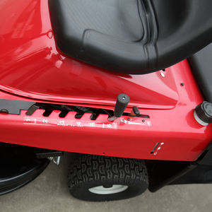 4-stroke Loncin 15hp <span class=keywords><strong>Rider</strong></span> on Electric Start Grass Cutter Machine Cover Gasoline Belt Lawnmower Lawn Mower Mini Riding Tractor - Product Image 6