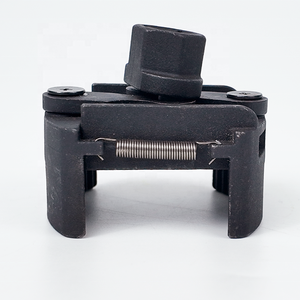 Jeu de clés universelles réglables pour filtre à huile, outil de démontage de filtre à huile en forme de U pour l'entretien du moteur de voiture - Product Image 2