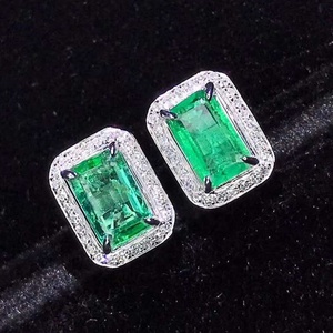 SGARIT Luxurious Party Women Jewelry Green Gemstone <strong>Earring</strong> 18k <strong>Gold</strong> 1.05ct Natural <strong>Emerald</strong> Stud <strong>Earring</strong> - Product Image 3