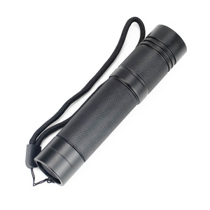 Torcia Subacquea LED T6 IPX6 Impermeabile, Luce per Immersioni con Batteria al Litio 18650, Portatile con Cordino da Polso - Product Image 4
