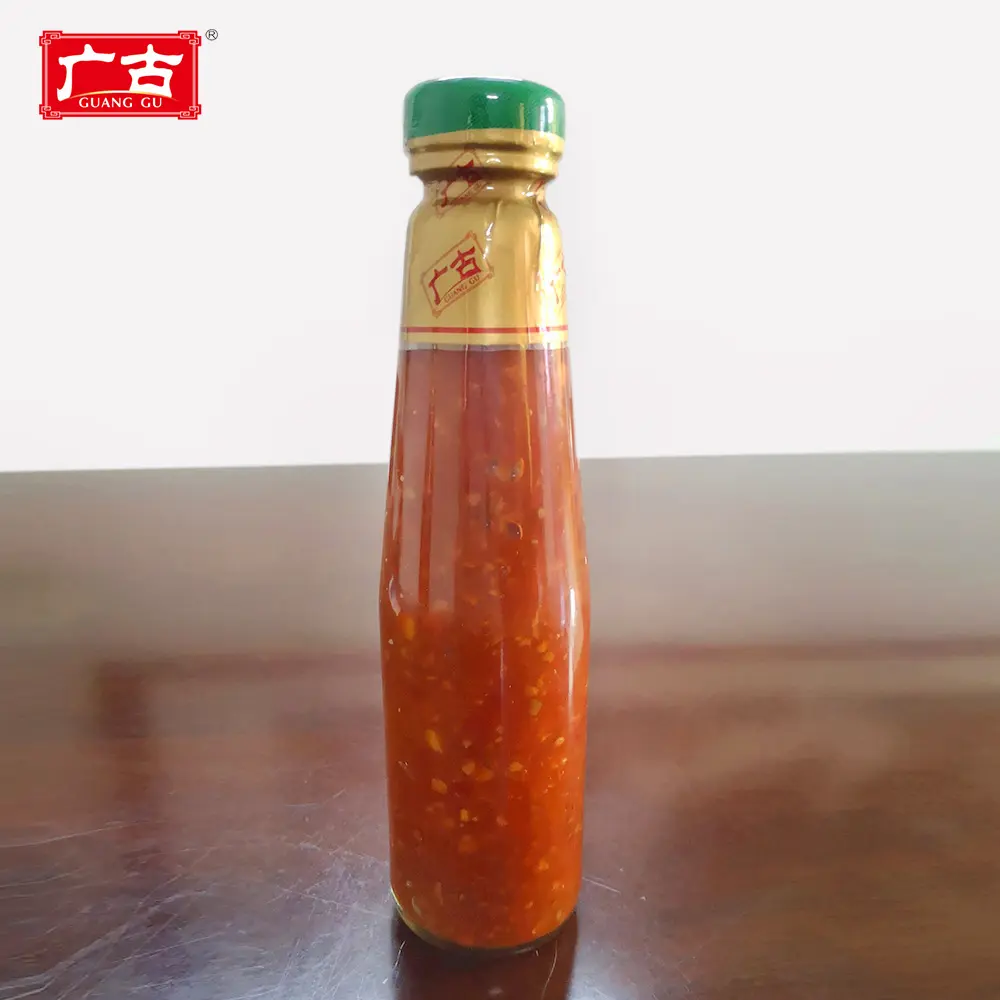 250g *24 Thin Bottle Hot Selling Red Chili Garlic Sauce from Chinese Factory