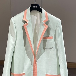 Cantidad mínima de pedido: 1 pieza |    Chaqueta de Traje con Solapa y Costuras en Contraste, Estilo Clásico y Elegante, Inspirada en la Cantante <span class=keywords><strong>Na</strong></span> Ying, 2024 - Product Image 3