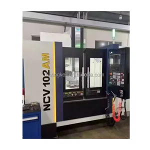 عالية السرعة تايوان YCM NCV102AM قالب معالجة آلة أداة العمودية خط السكك الحديدية machining center