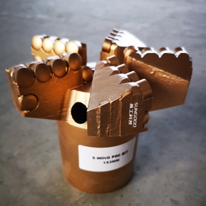 Nhà máy 6inch 153 mét 5-Blade lõm <span class=keywords><strong>PDC</strong></span> <span class=keywords><strong>bits</strong></span> <span class=keywords><strong>PDC</strong></span> kéo bit <span class=keywords><strong>PDC</strong></span> Blade bit cho cũng khoan - Product Image 2