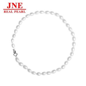 Collier de perles naturelles, perles blanches, collier trèfle, cadeau pour les aînés, fête des mères - Product Image 5