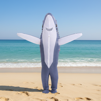 Costume de requin gris gonflable pour adulte, convient aux personnes de 1,5 à 2 m de taille. Idéal pour Noël, le cosplay, les fêtes, les spectacles sur scène et les soirées costumées.