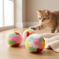 Balle à mâcher colorée en peluche pour chat, jouet élastique et moelleux pour animaux de compagnie, balle arc-en-ciel pour le nettoyage des dents et la poursuite, pour le jeu en intérieur